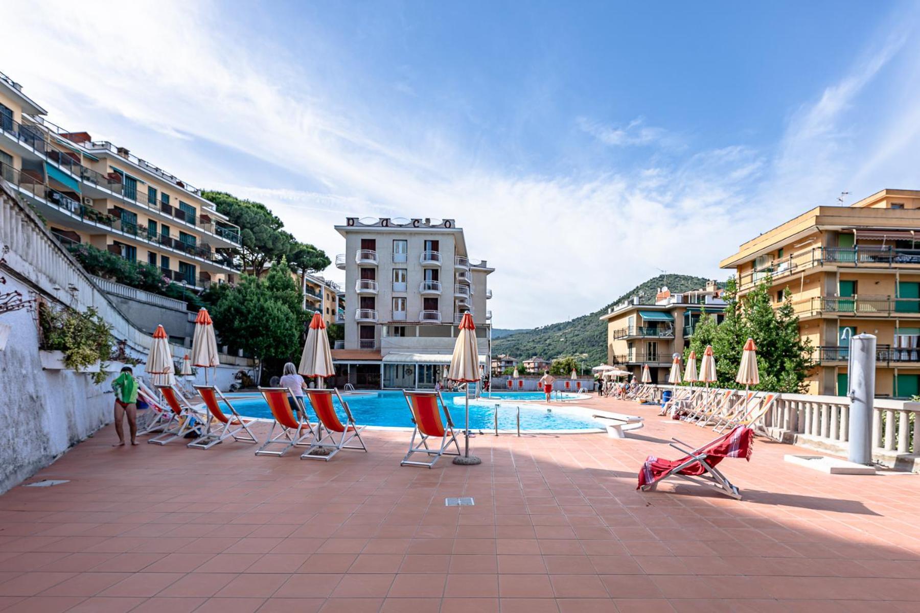 La Dimora Della Lullu, Luxury Apartment Pietra Ligure Ngoại thất bức ảnh
